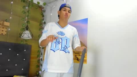 noah online show from October 11, 2025, 1:20 pm