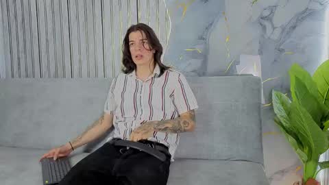 noah_ggh online show from April 11, 2026, 1:37 pm