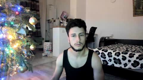 Snapshot of noah_happy07 chatting on December 21, 2024, 6:44 pm Noah online show from December 21, 2024, 6:44 pm