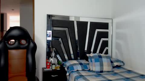 Noah Harris01 online show from January 8, 2026, 1:46 pm