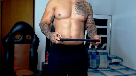 Noah Harris01 online show from February 16, 2026, 1:07 pm