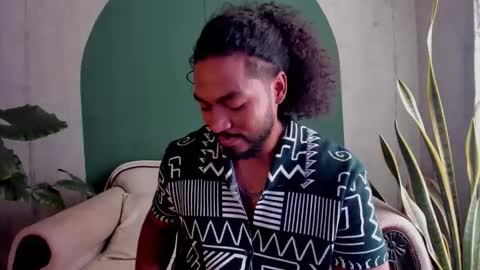 Noah online show from November 18, 2025, 4:33 pm