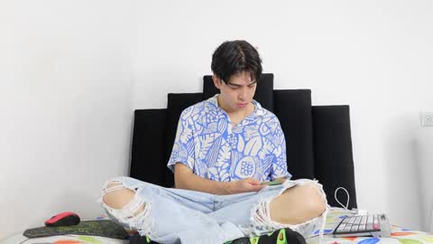 Noah online show from September 24, 2025, 9:29 pm