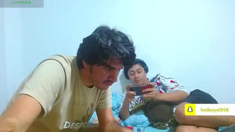 noah_meyer_ online show from October 22, 2025, 7:57 pm