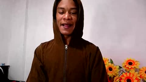 Noah Millers online show from November 10, 2025, 7:46 pm