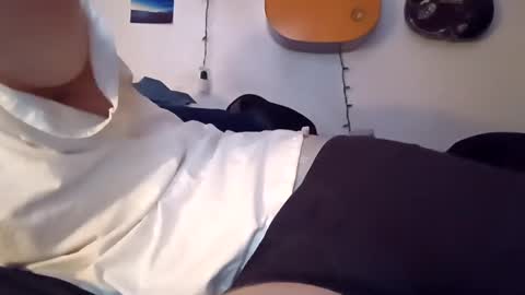 Snapshot of noah_wesley chatting on December 4, 2024, 12:14 pm Noah Wesley online show from December 4, 2024, 12:14 pm