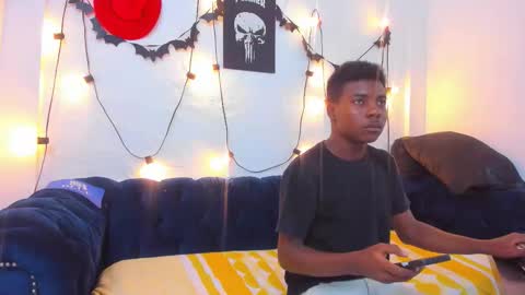 noah online show from November 22, 2025, 7:02 pm