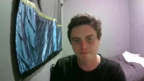 Nocycle000 online show from December 5, 2025, 8:05 pm