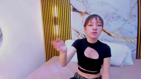 Snapshot of noha_ns chatting on February 3, 2026, 2:53 am Noha online show from February 3, 2026, 2:53 am