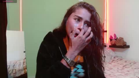 Noha Thomson online show from February 19, 2025, 9:47 pm