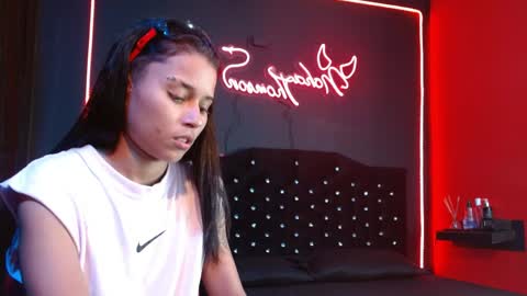 Noha Thomson online show from April 6, 2026, 10:22 pm