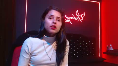 Snapshot of noha_thomson chatting on June 18, 2026, 9:30 pm Noha Thomson online show from June 18, 2026, 9:30 pm