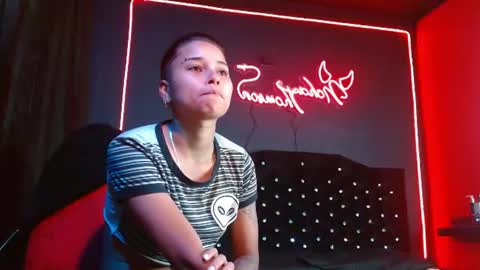 Snapshot of noha_thomson chatting on July 25, 2026, 9:56 pm Noha Thomson online show from July 25, 2026, 9:56 pm