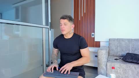 nohabennett7 online show from March 29, 2026, 1:49 am