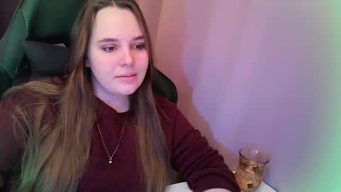 noir_ember_ online show from November 9, 2025, 12:36 pm