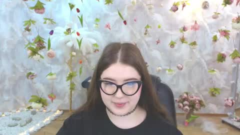 noirwhisper online show from May 27, 2026, 3:25 am