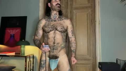 Snapshot of noisyx1976 chatting on January 18, 2025, 9:13 pm Im here enjoy online show from January 18, 2025, 9:13 pm