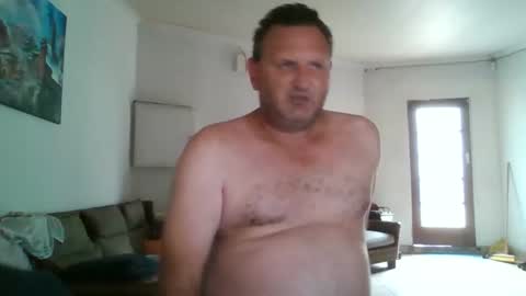 Nollie online show from February 2, 2025, 12:02 pm