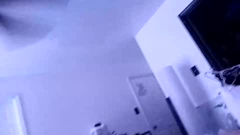 noluvlost24 online show from December 25, 2024, 2:23 pm