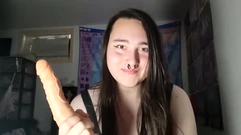 Snapshot of nonbinarybeauty20 chatting on February 18, 2025, 8:47 pm nonbinarybeauty20 online show from February 18, 2025, 8:47 pm