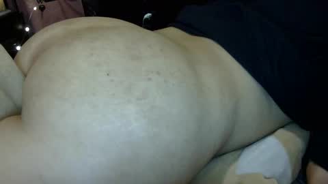 Snapshot of nonosi1 chatting on December 18, 2024, 12:29 pm NoNoSi online show from December 18, 2024, 12:29 pm