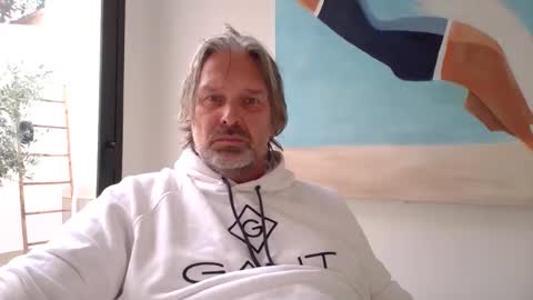 Ralle online show from October 26, 2025, 3:18 pm