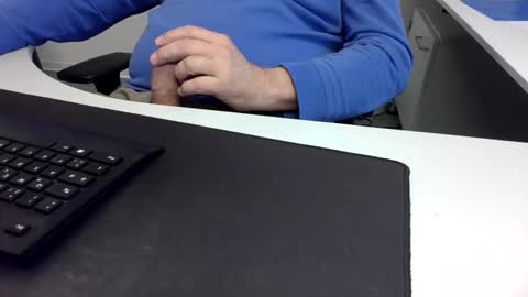 Ralle online show from November 15, 2025, 1:29 pm