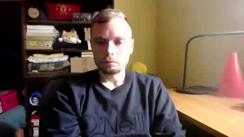 J. online show from April 26, 2026, 7:33 pm