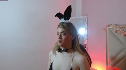 nooah_tay online show from February 9, 2026, 7:07 pm