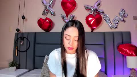 Nora Da Silva online show from February 15, 2026, 2:25 pm