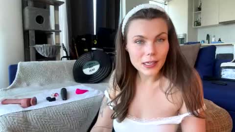 Snapshot of nordicbelle chatting on May 28, 2026, 2:14 pm Nordic Belle online show from May 28, 2026, 2:14 pm