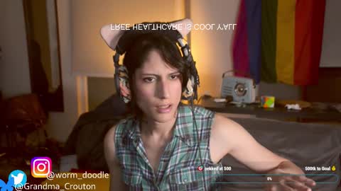 Snapshot of noreallyilikepeanuts chatting on September 12, 2025, 1:17 am Ariane online show from September 12, 2025, 1:17 am