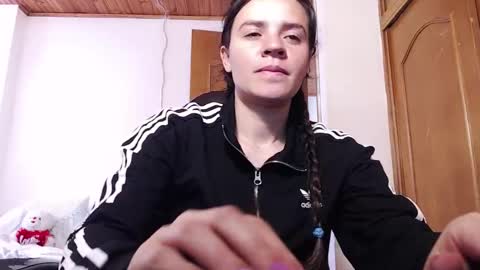 noreen_ online show from February 5, 2026, 2:54 pm