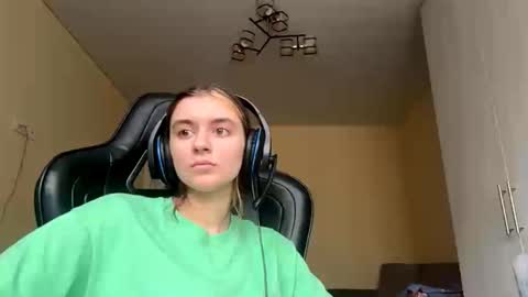 Elena online show from March 14, 2026, 8:09 am