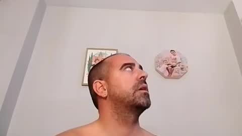 NORMALITO online show from September 22, 2025, 11:45 am