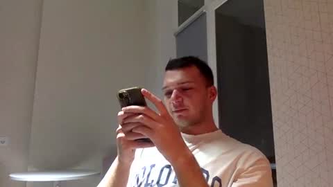 Snapshot of north_justin chatting on April 15, 2026, 9:15 pm Justin online show from April 15, 2026, 9:15 pm