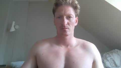 norway_male online show from July 7, 2026, 12:09 pm