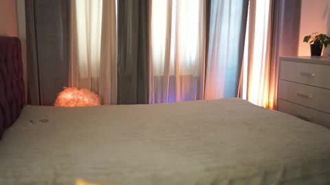 Tina online show from March 8, 2026, 11:14 am