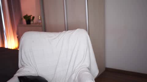 Tina online show from March 28, 2026, 7:52 am