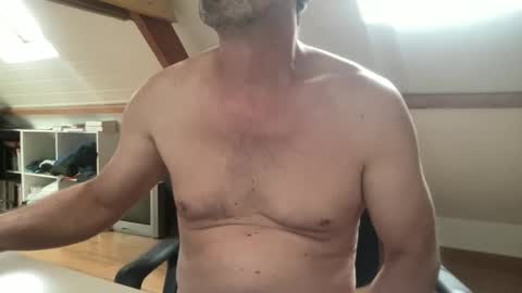 Snapshot of noux69 chatting on June 4, 2026, 2:23 pm noux69 online show from June 4, 2026, 2:23 pm