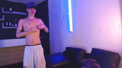 Snapshot of nova_salvadore chatting on January 6, 2026, 4:05 am Nova Salvatore online show from January 6, 2026, 4:05 am