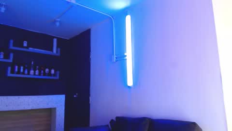 Snapshot of nova_salvadore chatting on January 12, 2026, 4:07 am Nova Salvatore online show from January 12, 2026, 4:07 am