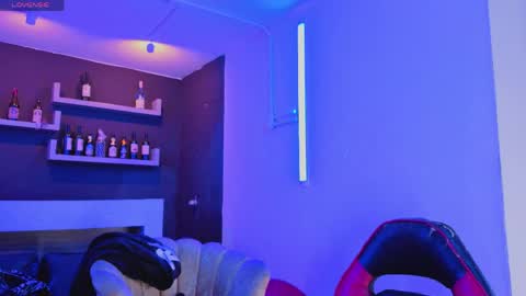 Nova Salvatore online show from April 18, 2026, 2:59 am