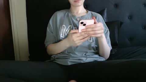 Olivia online show from April 28, 2026, 7:30 pm