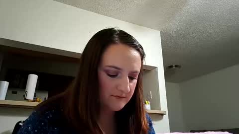 novarose233609 online show from February 9, 2025, 2:17 am