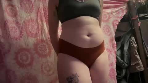 novasteelz online show from January 31, 2025, 1:22 am