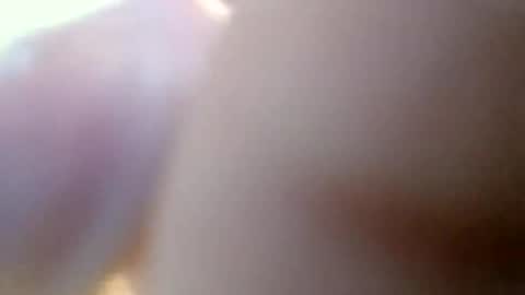 nowciu online show from November 4, 2025, 8:24 am