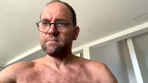 Snapshot of ntmucuty chatting on August 1, 2026, 9:52 am ntmucuty online show from August 1, 2026, 9:52 am