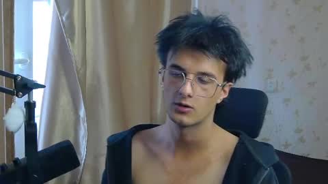 Snapshot of nuar_x chatting on May 5, 2026, 2:47 pm Nuar X online show from May 5, 2026, 2:47 pm
