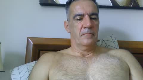 nudeisbest_123 online show from February 14, 2026, 4:31 am